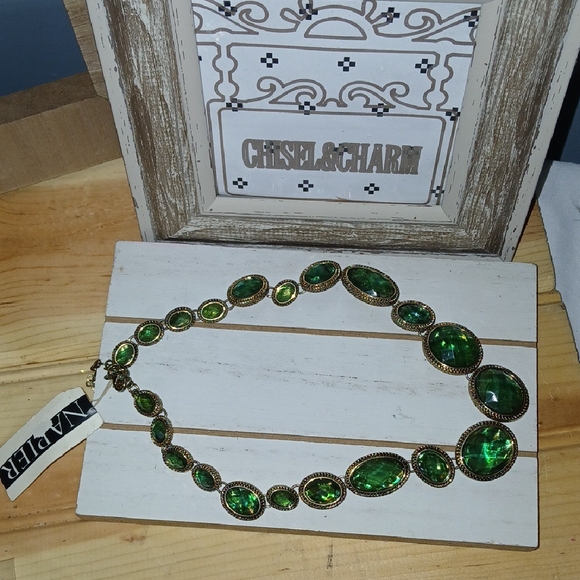 Napier Jewelry - Vintage Napier Green Gemstone Necklace